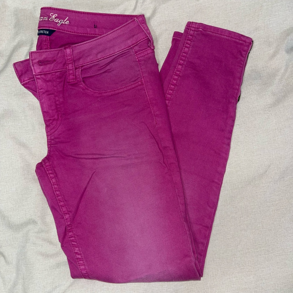 American Eagle Women’s cropped skinny jeans - Size 6